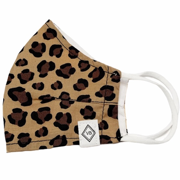 Vera Bradley Leopard Face Mask - Picture 2 of 6